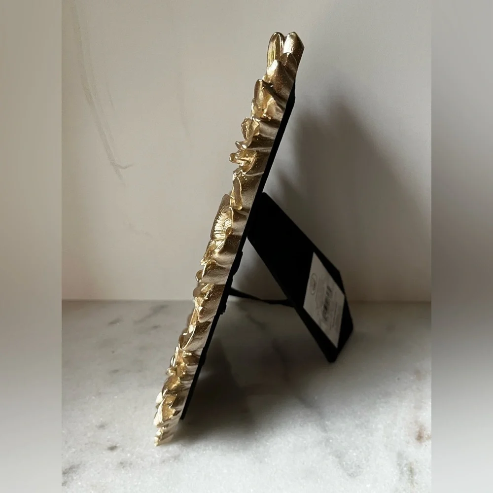 Laura Ashley Gold Floral 3D frame Accent Frame